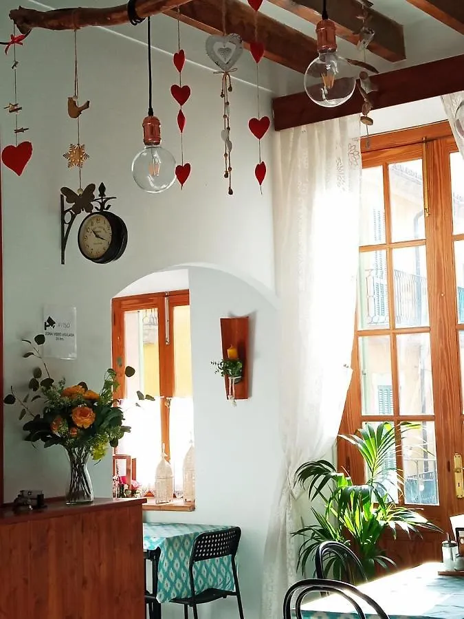Hostal Ca'N Tiu Alaro