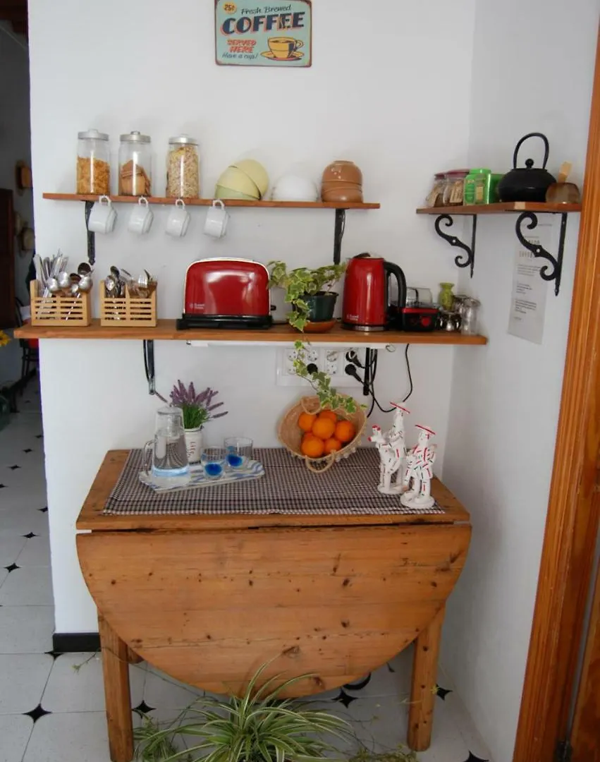 Guest house Hostal Ca'N Tiu Alaro