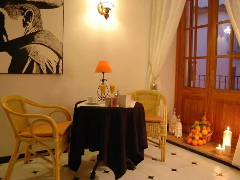 Hostal Ca'N Tiu Alaro Guest house