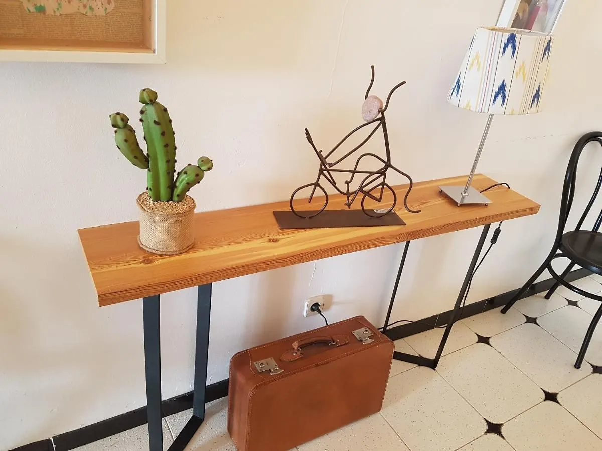** Guest house Hostal Ca'N Tiu Alaro Spain