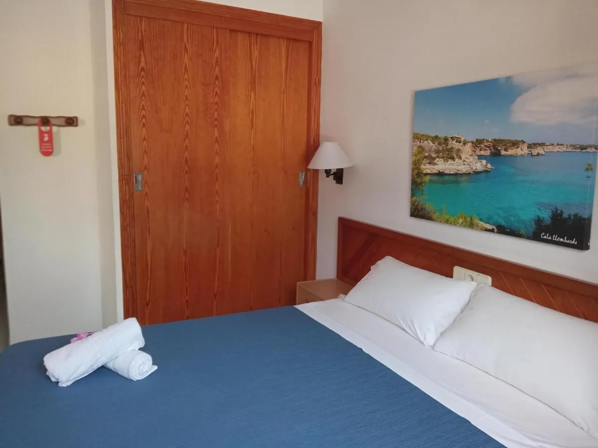 Guest house Hostal Ca'N Tiu Alaro